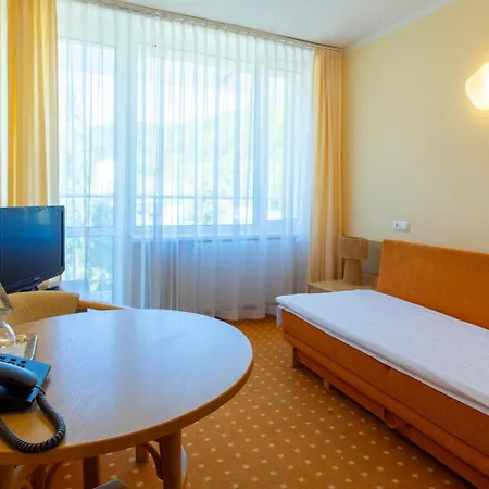 Hotel Perla Poludnia 3*